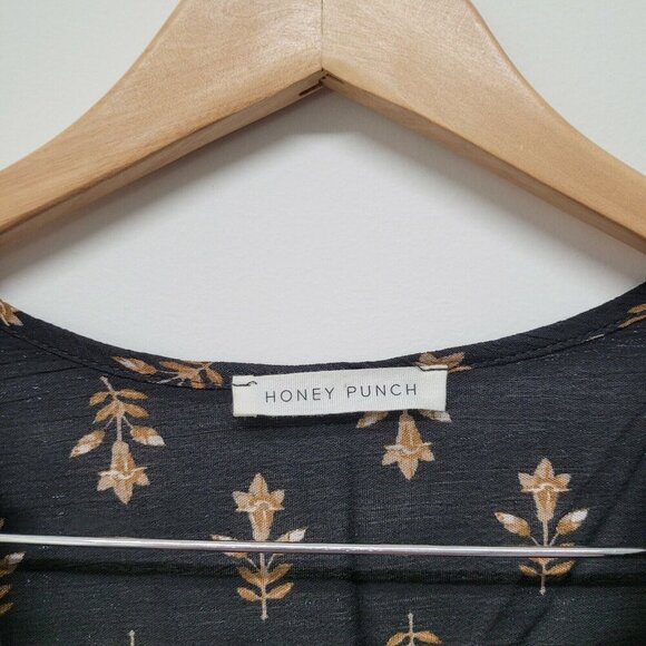 Honey Punch Black Brown Tan Floral Long Sleeve Mini Dress Size Medium Boho - Picture 3 of 11